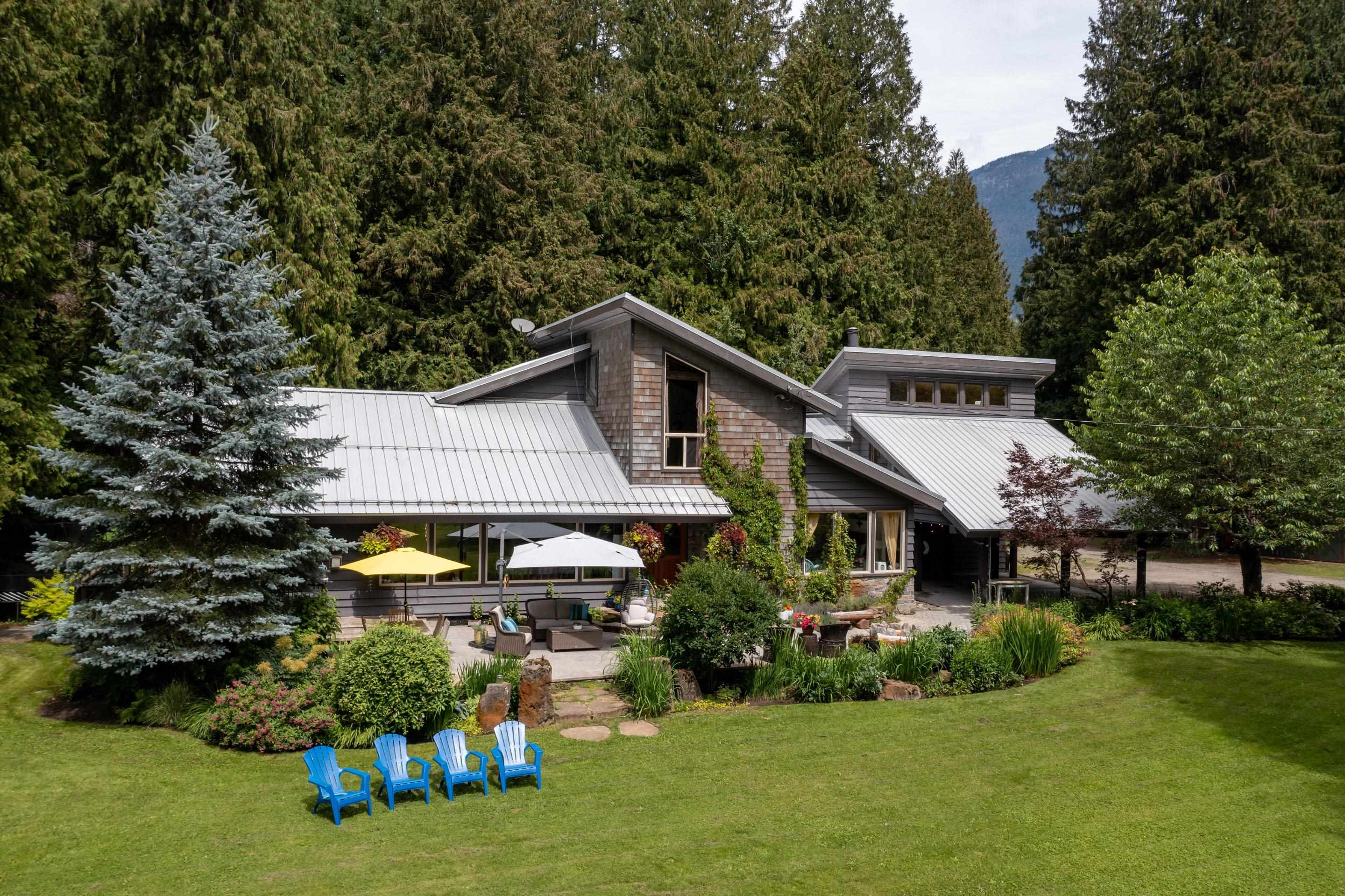Pemberton, BC luxury properties for sale